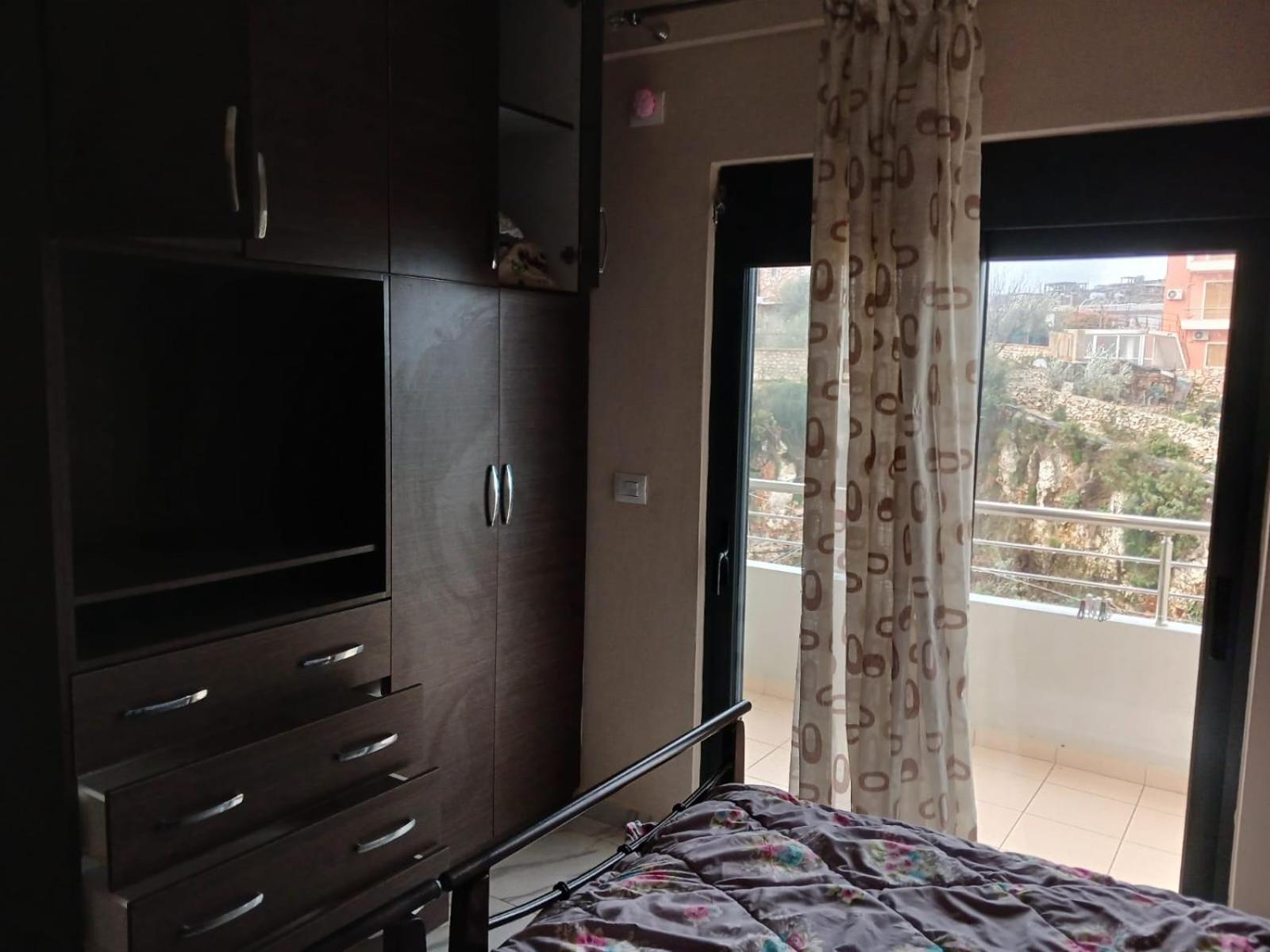 Krisa * Sarandë